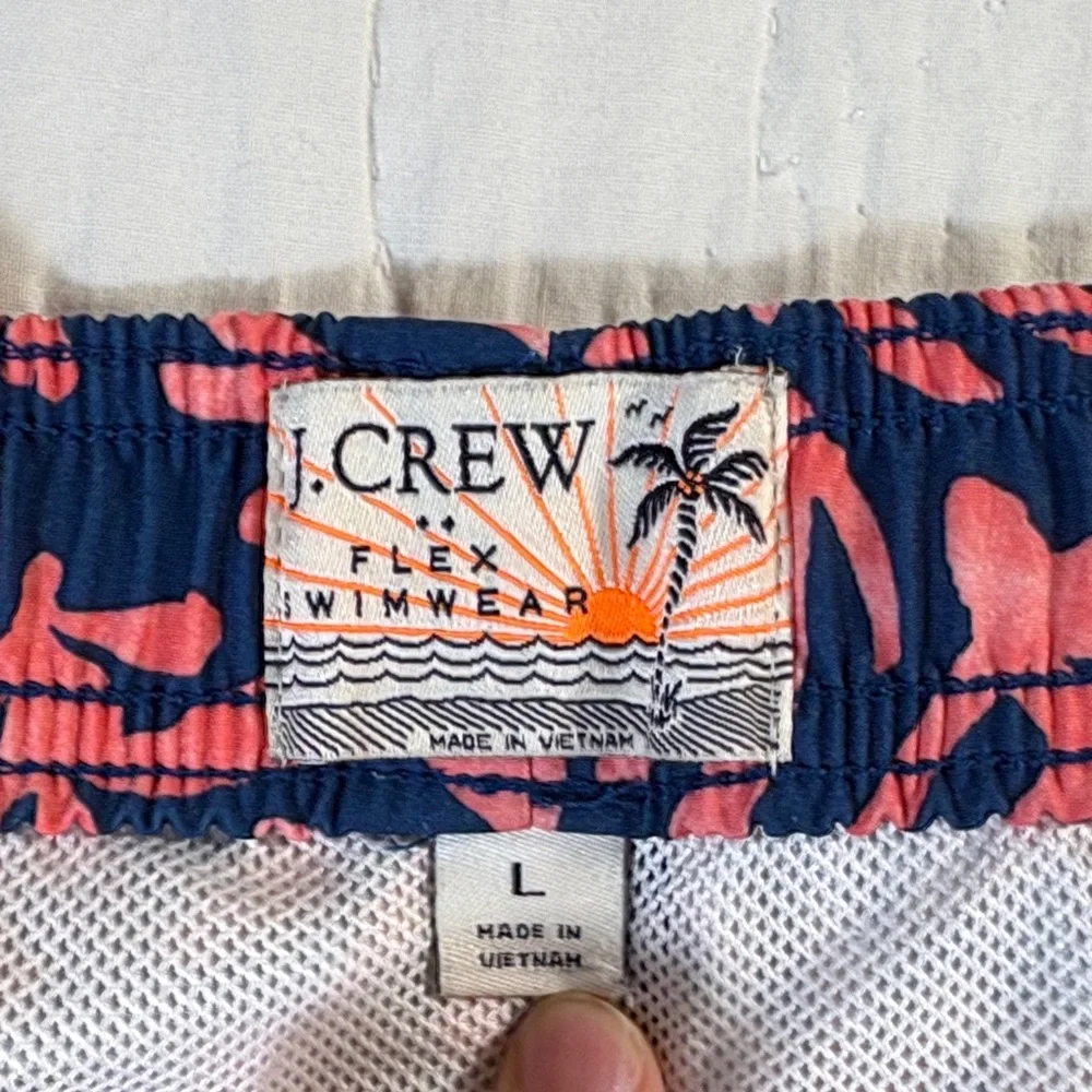 Men’s J. Crew Coral Branch Print Swim Trunks‎ Navy & Pink Size Large